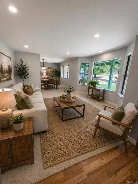 Living - 15426 Vali Hai Rd, Poway, CA 92064 photo 5 of 6