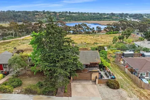 1597 Kelly St, Oceanside, CA 92054