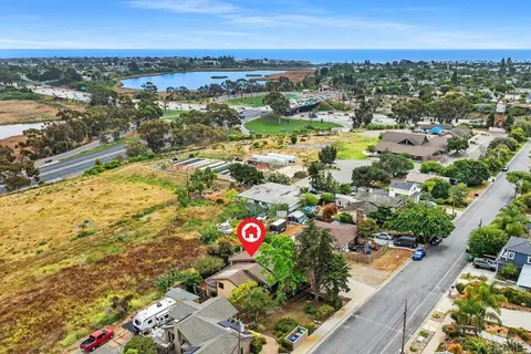 1597 Kelly St, Oceanside, CA 92054