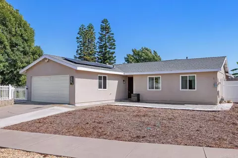 Exterior - 4969 Stephanie Pl, Oceanside, CA 92057 photo 10 of 12