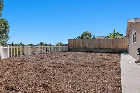 Exterior - 4969 Stephanie Pl, Oceanside, CA 92057 photo 5 of 12