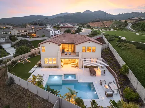 21847 Gallop Way, Escondido, CA 92029