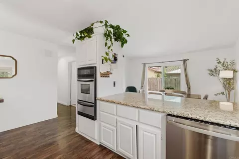 Kitchen - 4957 Dulin Rd, Fallbrook, CA 92028 photo 1 of 3