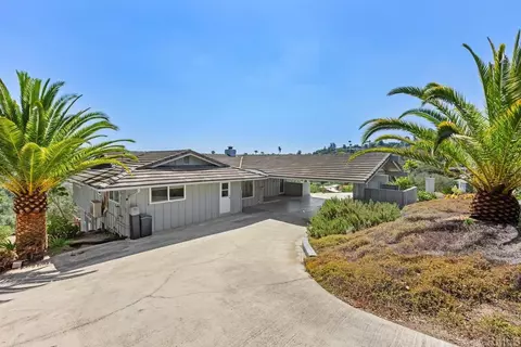 Exterior - 435 Rancho Camino, Fallbrook, CA 92028 photo 1 of 6