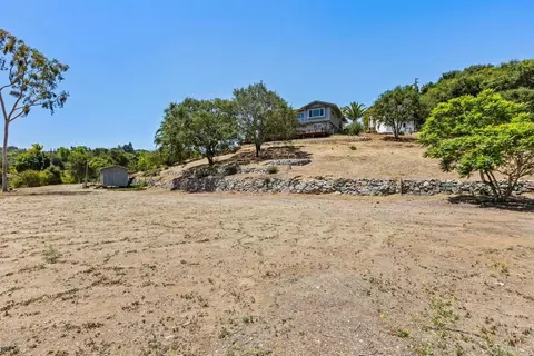 Exterior - 435 Rancho Camino, Fallbrook, CA 92028 photo 6 of 6