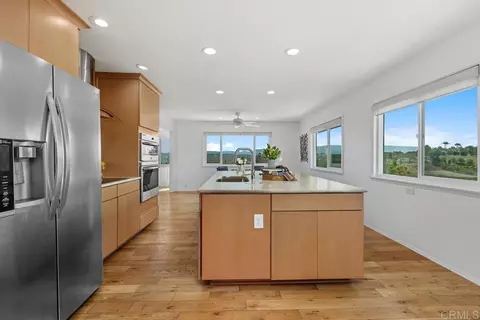 Kitchen - 435 Rancho Camino, Fallbrook, CA 92028 photo 4 of 6