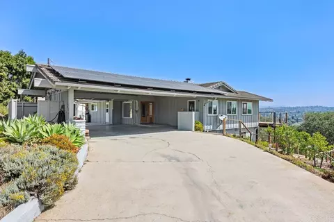 435 Rancho Camino, Fallbrook, CA 92028