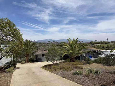 435 Rancho Camino, Fallbrook, CA 92028 photo 1