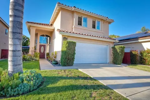 8834 Tobira Dr, Escondido, CA 92026