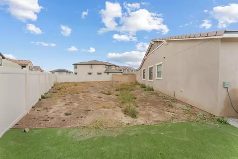 Exterior - 750 Green Ct, Perris, CA 92571 photo 3 of 11