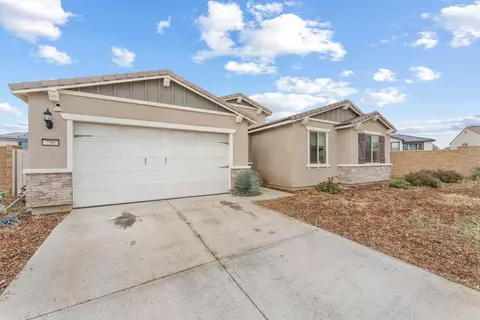 750 Green Ct, Perris, CA 92571