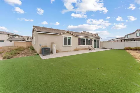 Exterior - 750 Green Ct, Perris, CA 92571 photo 5 of 11