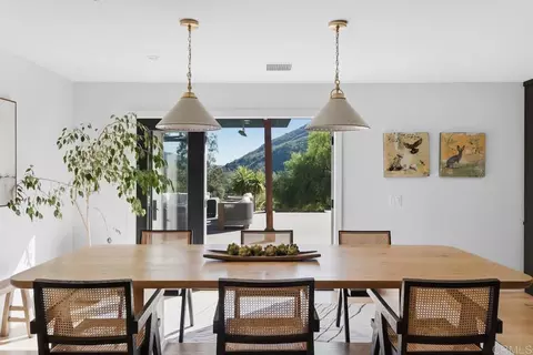 Dining - 19660 Elfin Gln, Escondido, CA 92029 photo 1 of 3