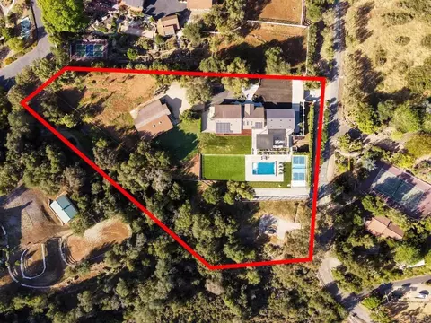 View/Area - 19660 Elfin Gln, Escondido, CA 92029 photo 1 of 2