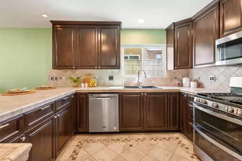 Kitchen - 680 Arthur Ave, Oceanside, CA 92057 photo 2 of 7