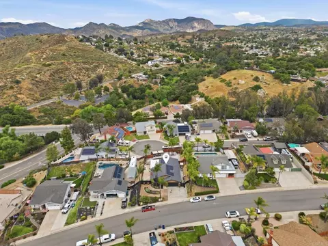 View/Area - 12661 Ridgeton Dr, Lakeside, CA 92040 photo 4 of 5