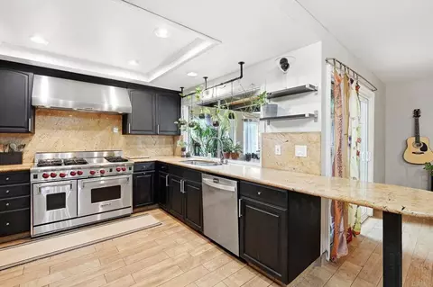 Kitchen - 12661 Ridgeton Dr, Lakeside, CA 92040 photo 2 of 2