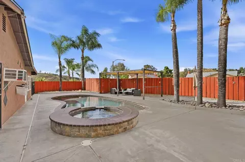 Exterior - 12661 Ridgeton Dr, Lakeside, CA 92040 photo 5 of 6