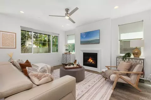 Living - 3312 Telaga Rd, Carlsbad, CA 92010 photo 2 of 7