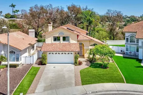 2116 Wedgewood Dr, Oceanside, CA 92056