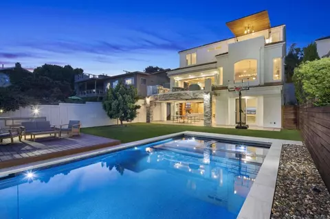 1715 Malden St, San Diego, CA 92109