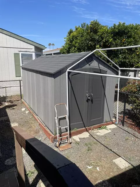 1010 E Bobier Dr E #86, Vista, CA 92084 photo 15