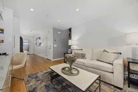 Other - 27 E St, Encinitas, CA 92024 photo 4 of 8