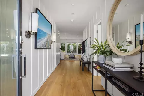 Entry Way - 27 E St, Encinitas, CA 92024 photo 1 of 2