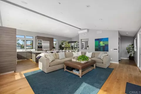 Living - 27 E St, Encinitas, CA 92024 photo 4 of 4