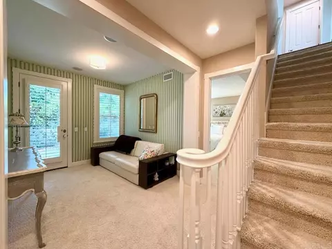 Entry Way - 212 N Helix Ave, Solana Beach, CA 92075 photo 2 of 2