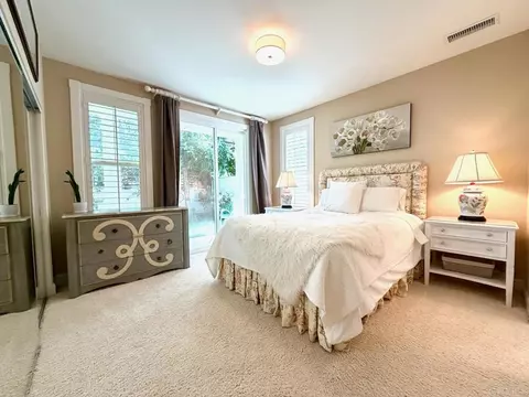 Bedroom - 212 N Helix Ave, Solana Beach, CA 92075 photo 3 of 3