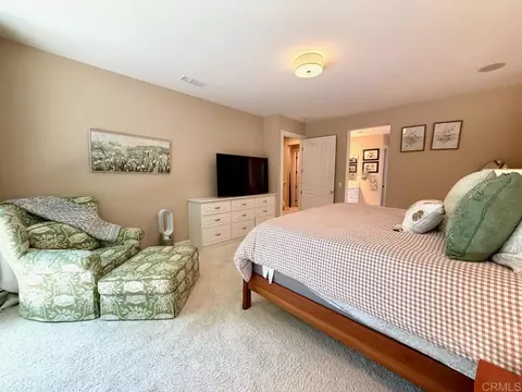 Bedroom - 212 N Helix Ave, Solana Beach, CA 92075 photo 2 of 3
