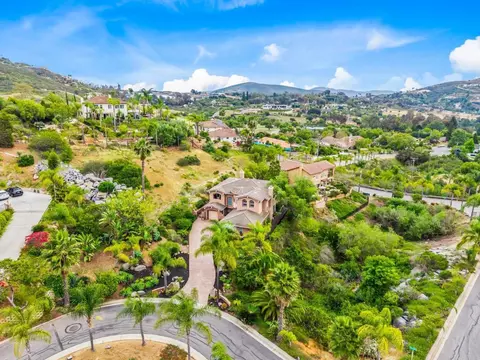 3727 Vista Rim Pl, Vista, CA 92084
