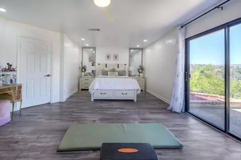 Bedroom - 15245 La Plata Ct, Ramona, CA 92065 photo 1 of 4