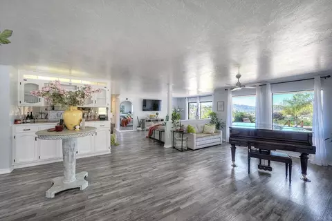 Living - 15245 La Plata Ct, Ramona, CA 92065 photo 1 of 3