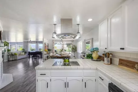 Kitchen - 15245 La Plata Ct, Ramona, CA 92065 photo 3 of 3