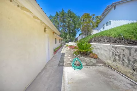 Exterior - 15245 La Plata Ct, Ramona, CA 92065 photo 8 of 12
