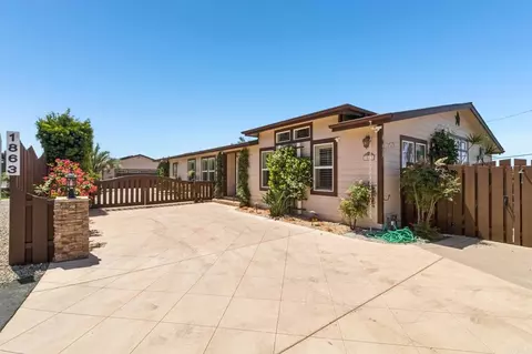 1863 Alessandro Trl, Vista, CA 92084