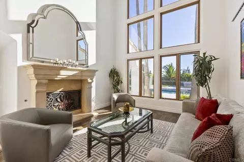 Living - 3226 Violet, Encinitas, CA 92024 photo 2 of 6