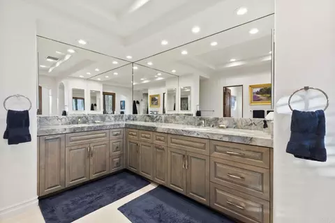 Bath - 3226 Violet, Encinitas, CA 92024 photo 1 of 2