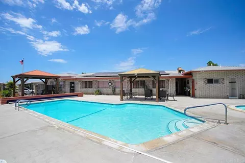 1506 Oak Dr #93, Vista, CA 92084