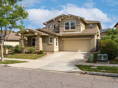 588 Dana Ln, Escondido, CA 92027