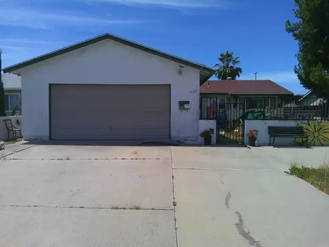 9428 Medina Dr, Santee, CA 92071