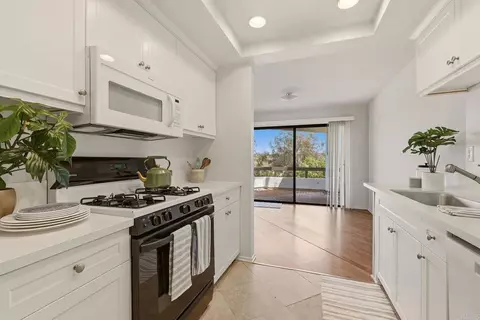Kitchen - 1972 Swallow Ln, Carlsbad, CA 92009 photo 1 of 2