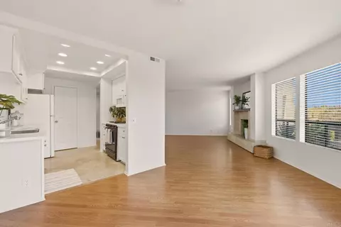 Living - 1972 Swallow Ln, Carlsbad, CA 92009 photo 7 of 8