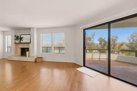 Living - 1972 Swallow Ln, Carlsbad, CA 92009 photo 4 of 8
