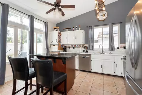 Kitchen - 32599 Strigel Ct, Temecula, CA 92592 photo 1 of 3