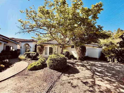 13807 Lake Poway Road Rd, Poway, CA 92064