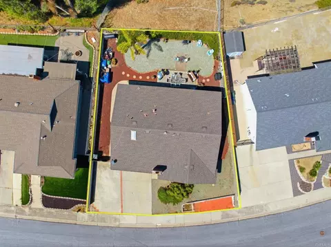 View/Area - 727 Mclain St, Escondido, CA 92027 photo 7 of 8