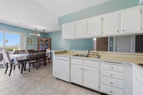 Dining - 727 Mclain St, Escondido, CA 92027 photo 3 of 3